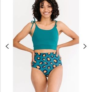 Lime Ricki JADE SHOULDER-TIE CROP TOP. Size Medium